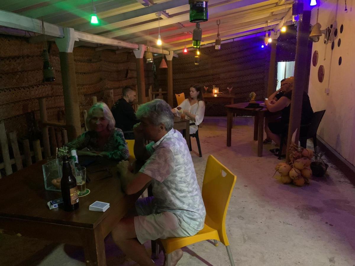 Relax Beach House Тангале Екстериор снимка