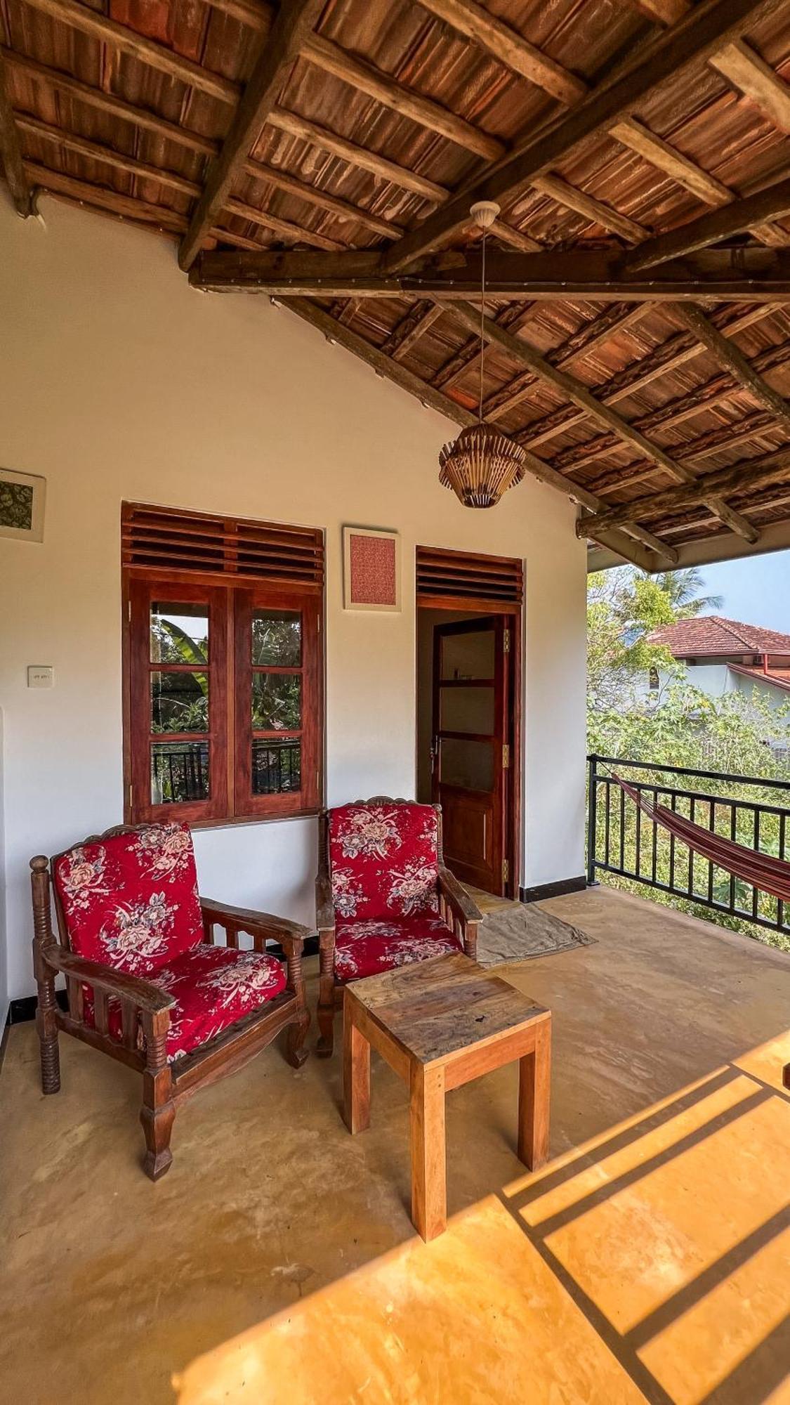 Relax Beach House Тангале Екстериор снимка