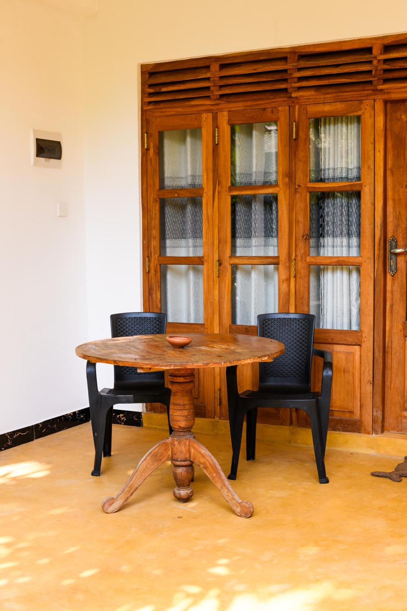 Relax Beach House Тангале Екстериор снимка