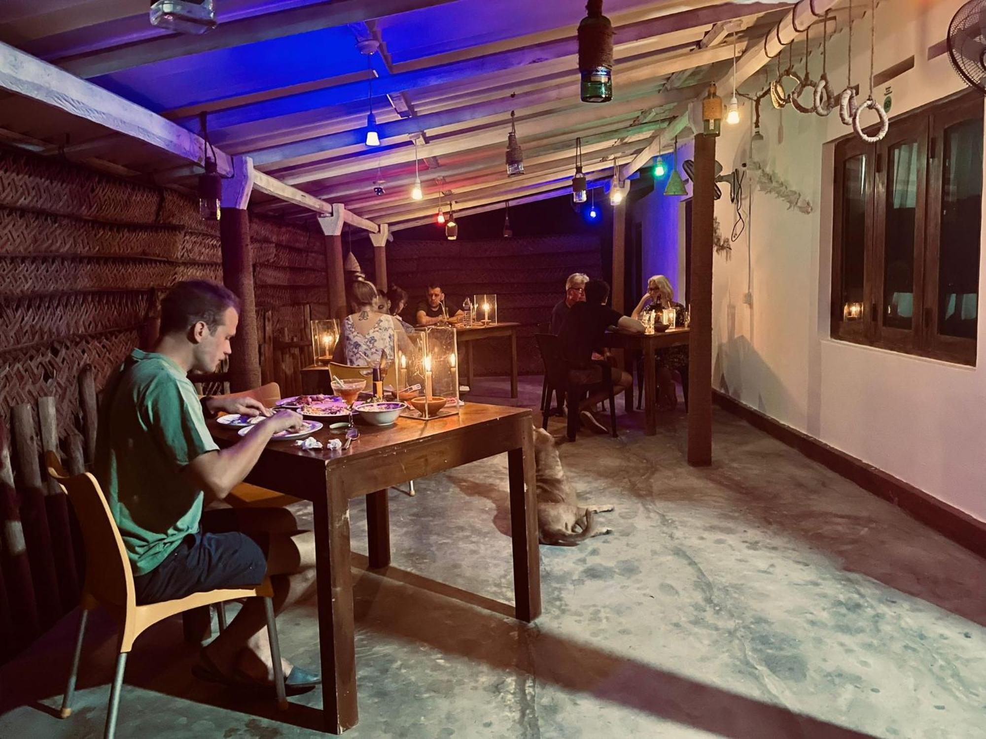 Relax Beach House Тангале Екстериор снимка