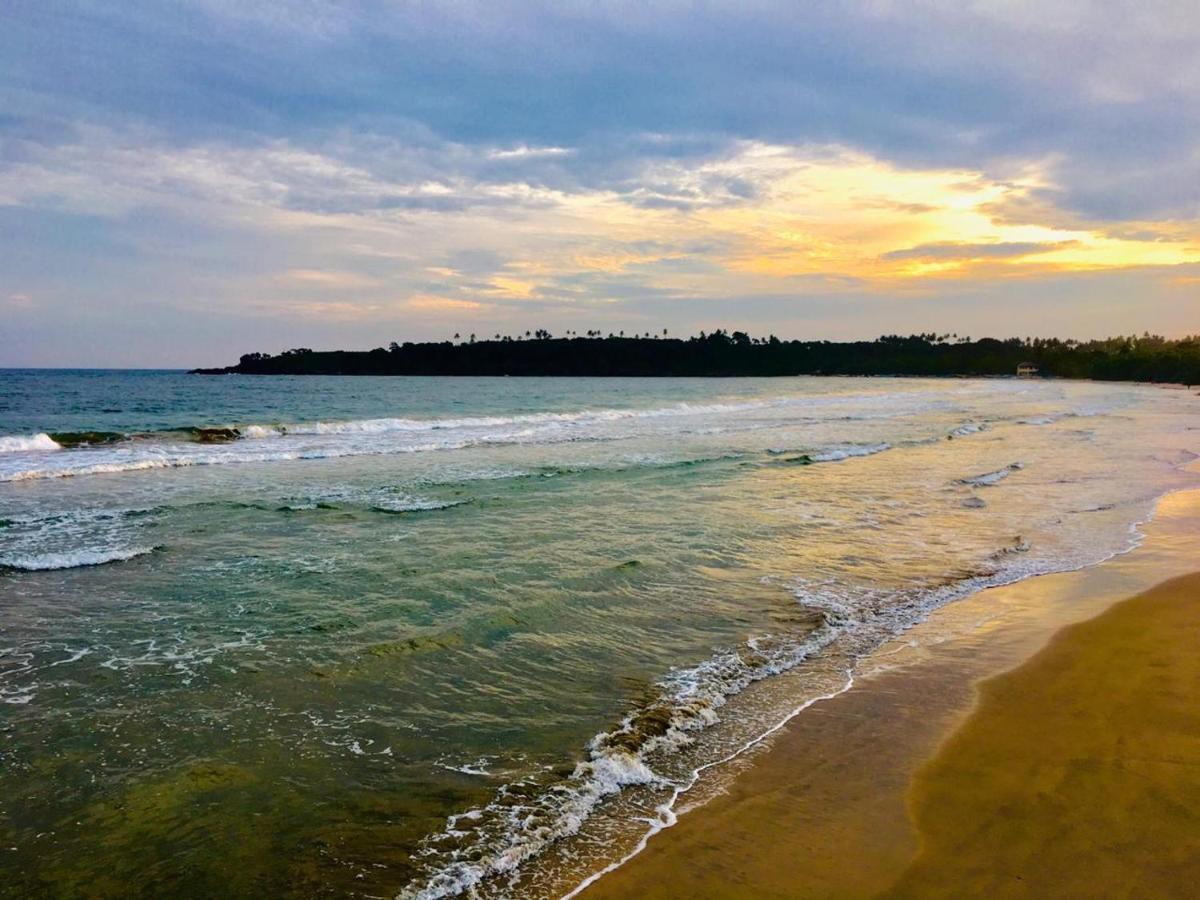 Relax Beach House Тангале Екстериор снимка